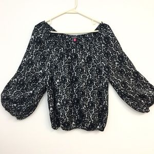 Vince Camuto off shoulder puff sleeves top